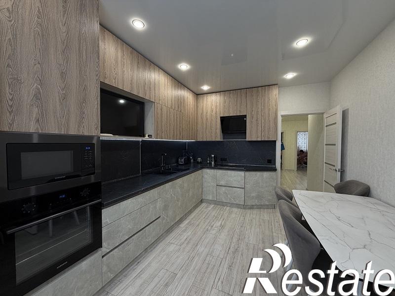 Купить квартиру за 11 600 000 рублей на Петра Алабина улица, 2