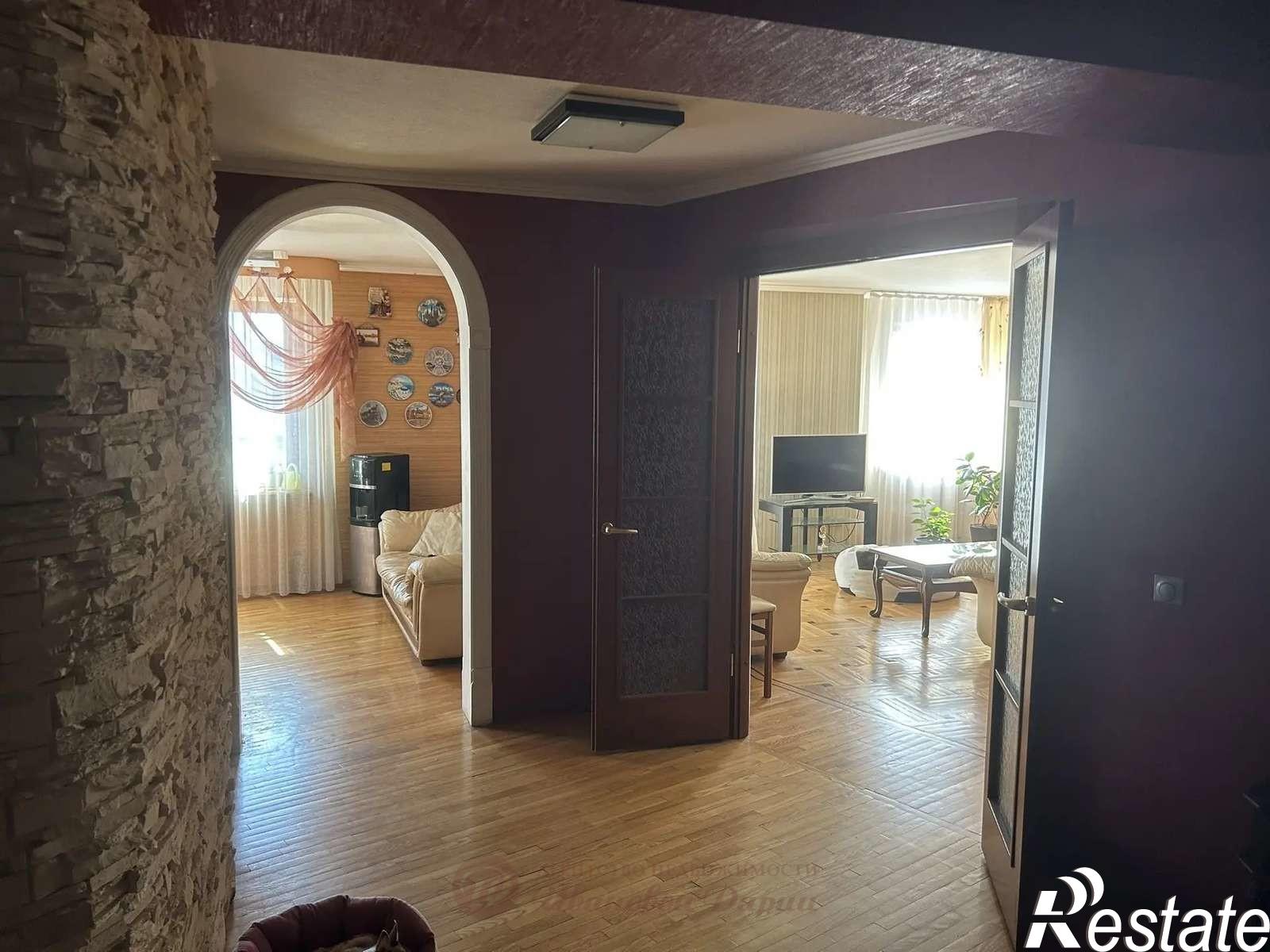 Купить квартиру за 18 500 000 рублей на Стара-Загора улица, 90