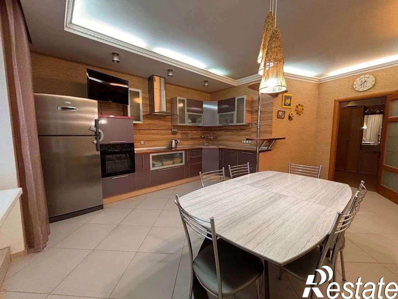 Купить квартиру за 19 300 000 рублей на Осипенко улица, 41а