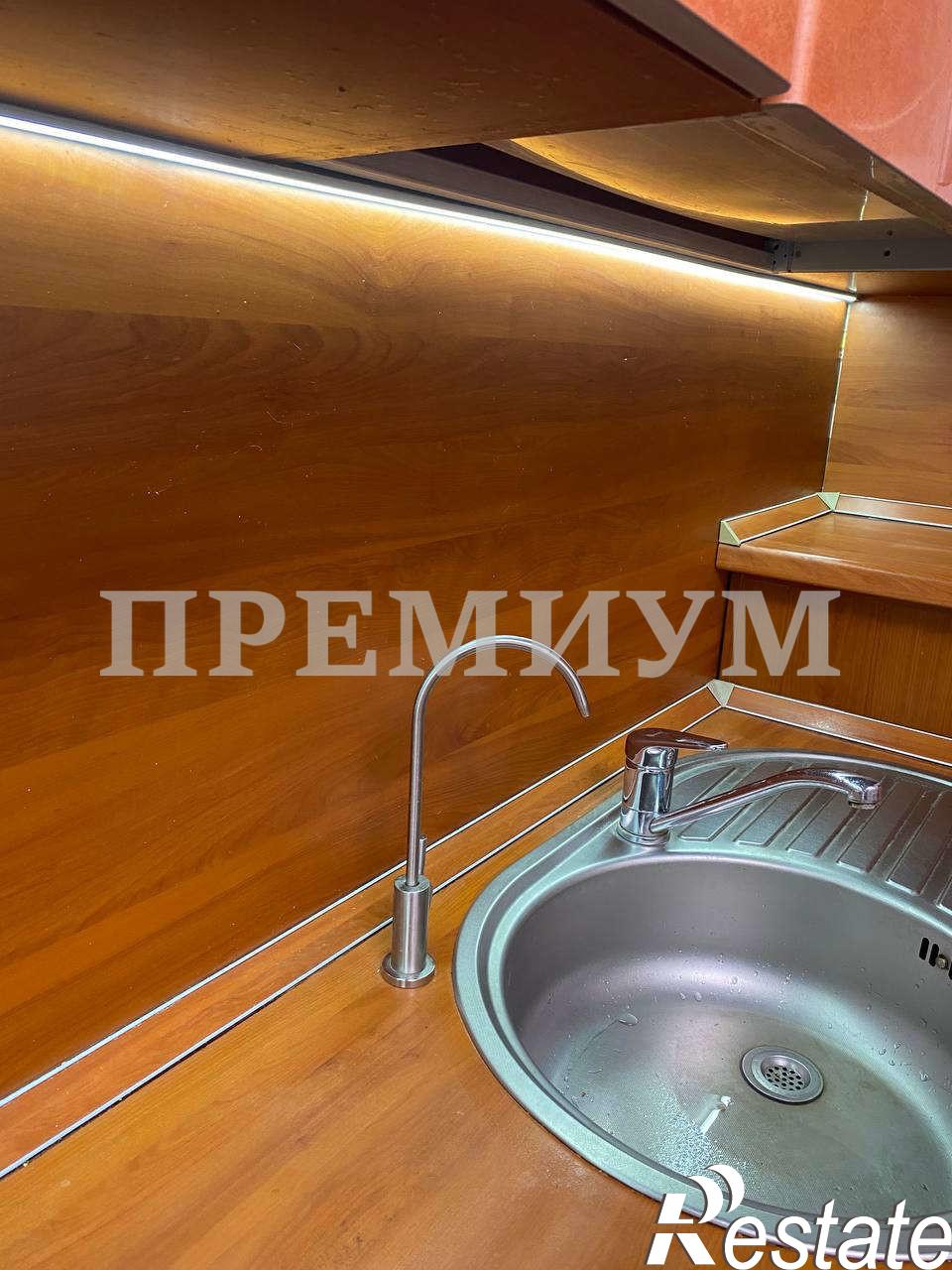 Купить квартиру за 16 300 000 рублей на Кирова проспект, 316