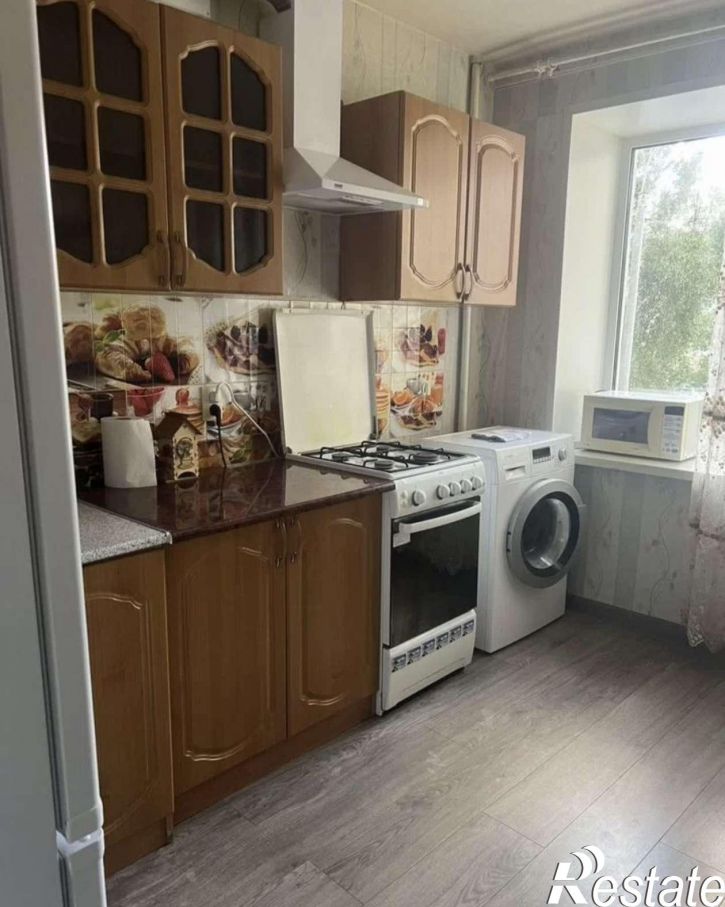3-комн квартира Тополей улица, 4