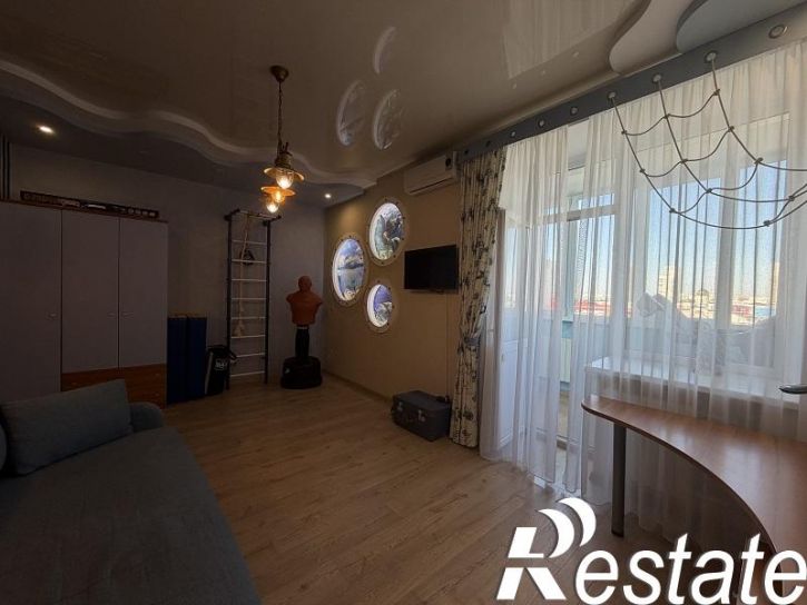 3-комн квартира Кирова проспект, 304