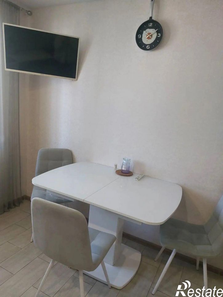 1-комн квартира Кирова улица, 322ак4