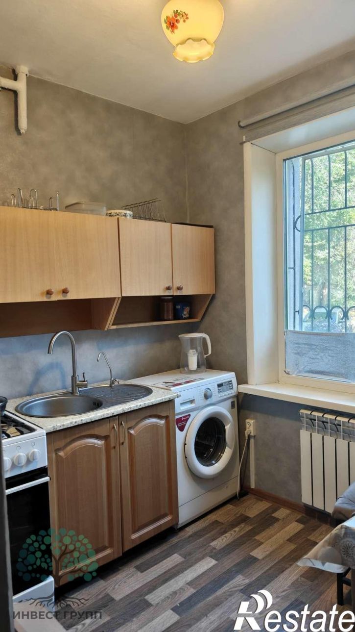 2-комн квартира Красных Коммунаров улица, 30