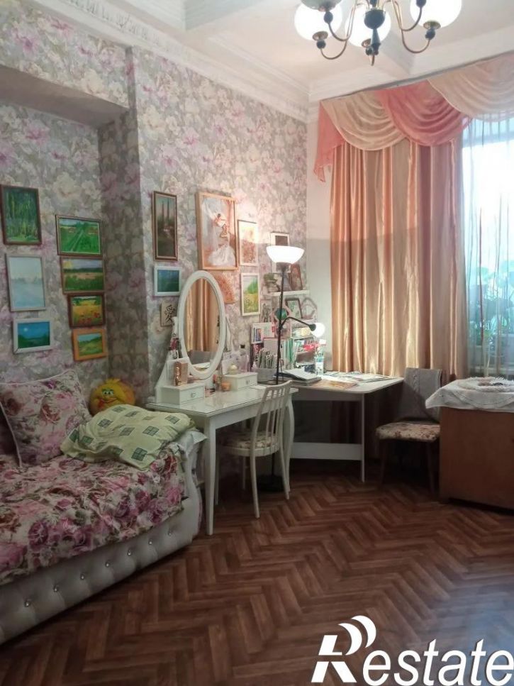 2-комн квартира Кирова проспект, 143