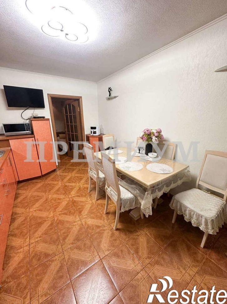 3-комн квартира Кирова проспект, 316