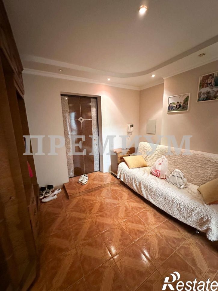 3-комн квартира Кирова проспект, 316
