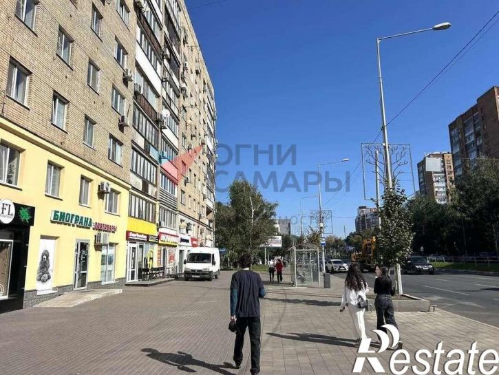 Торговое помещение Ново-Садовая улица, 38