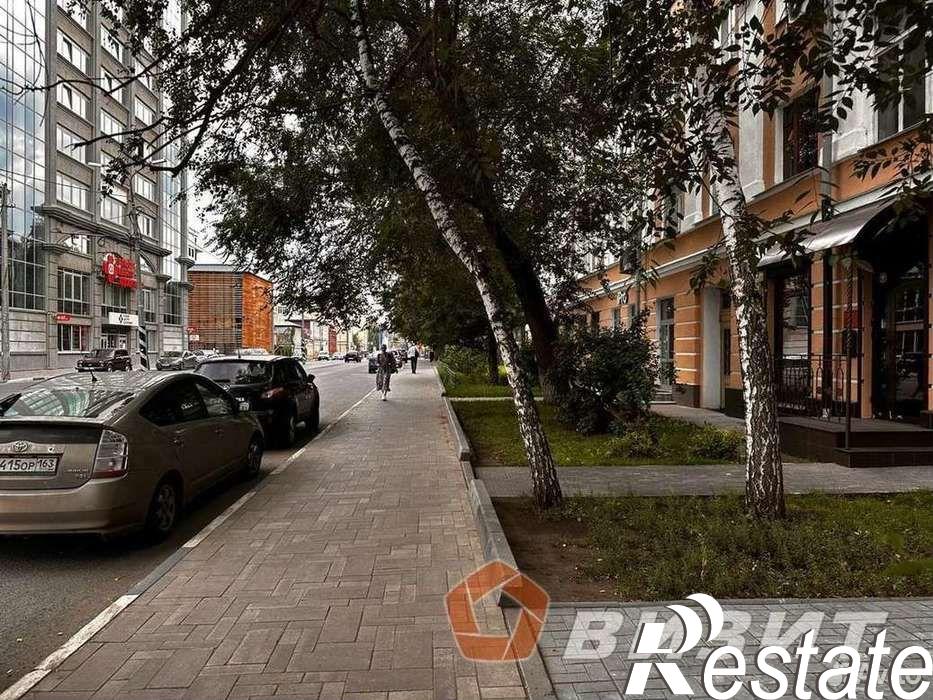 Купить торговое помещение за 3 700 000 рублей на Галактионовская улица, 102А