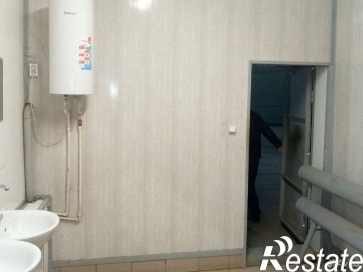 Производственное помещение улица Земеца, 32,  д. 32