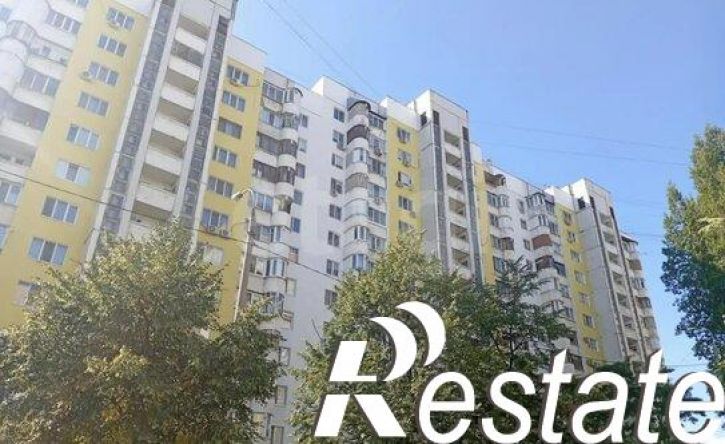 2-комн квартира улица Советской Армии, 121,  д. 121