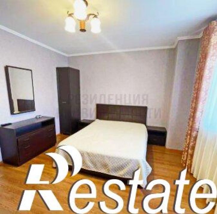 2-комн квартира Революционная улица, 5,  д. 5