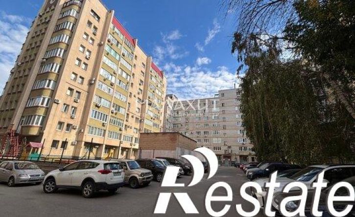 4-комн квартира Ленинская улица, 228,  д. 228