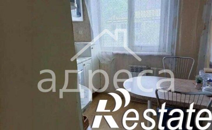 2-комн квартира проспект Кирова, 238,  д. 238