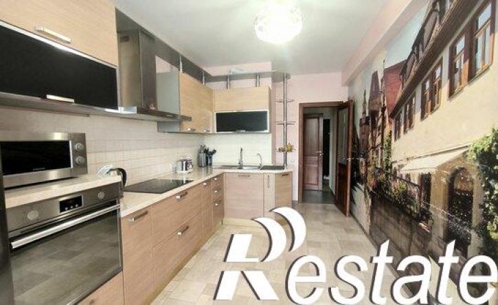 3-комн квартира улица Советской Армии, 238А,  д. 238А