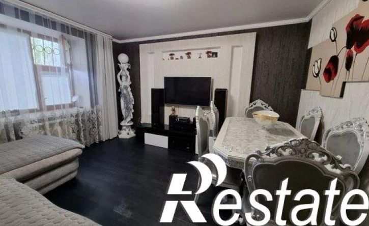 3-комн квартира Крейсерная улица, 3,  д. 3