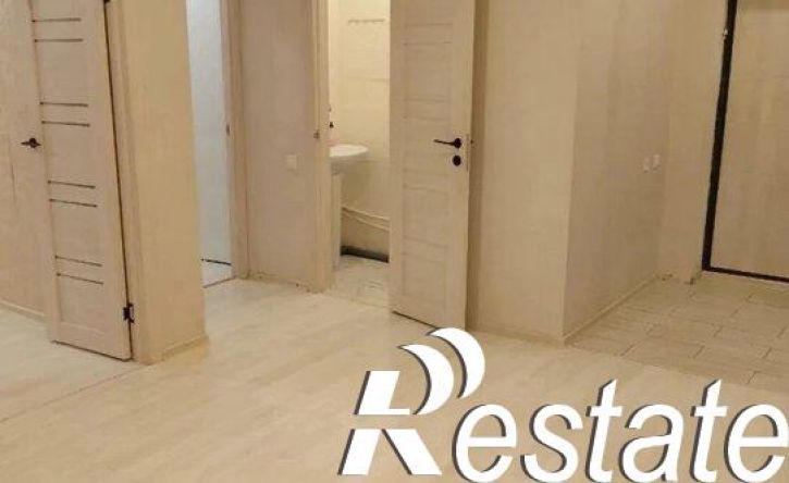 3-комн квартира улица Петра Алабина, 2,  д. 2