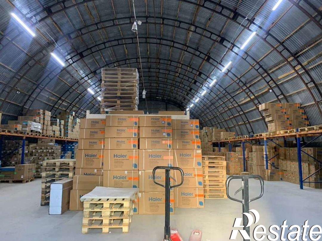 Купить складское помещение за 36 800 000 рублей на Авиационная улица, 22ж
