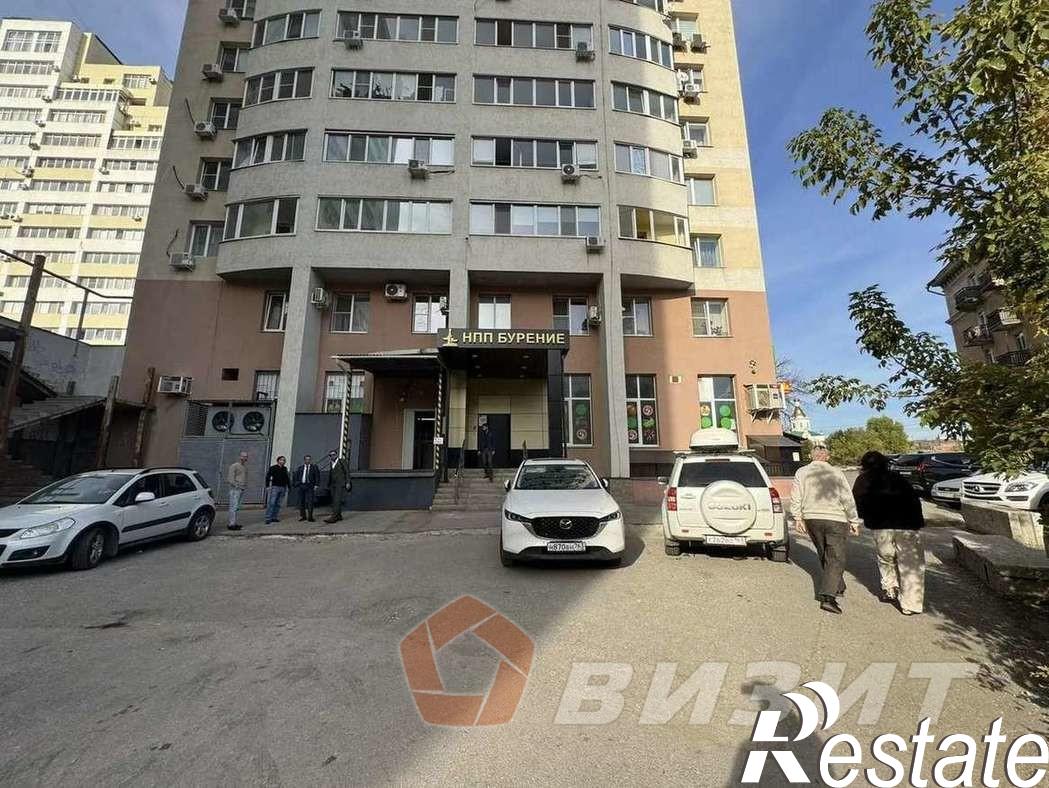 Сдать торговое помещение за 266 400 рублей на Маяковского улица, 95