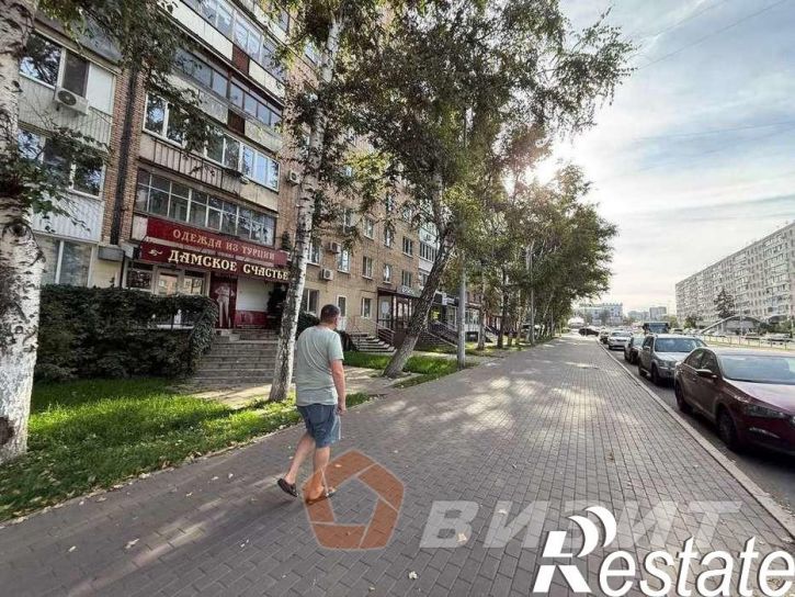 Торговое помещение Ново-Садовая улица, 25