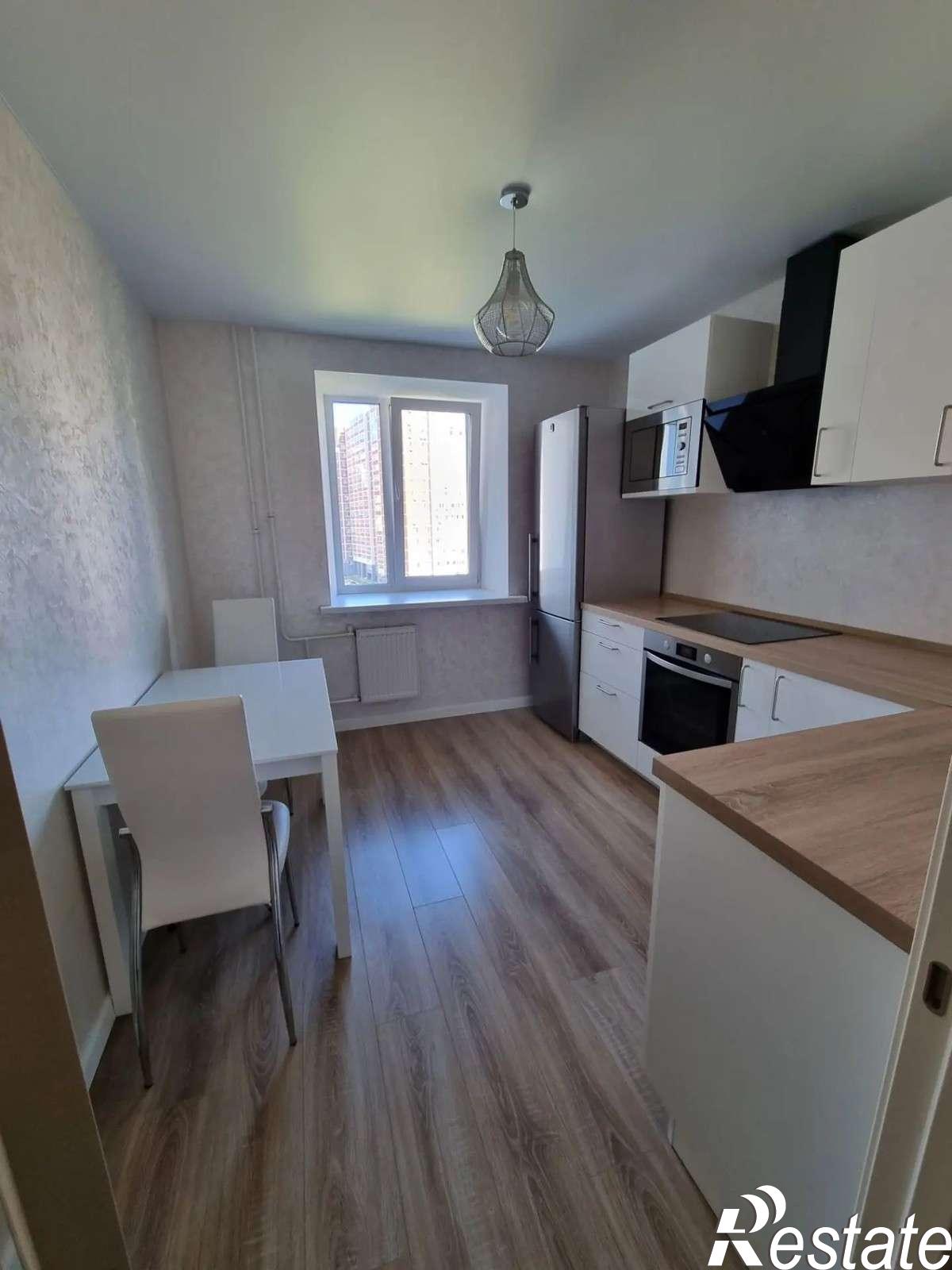 Купить квартиру за 12 200 000 рублей на Советской Армии улица, 271а