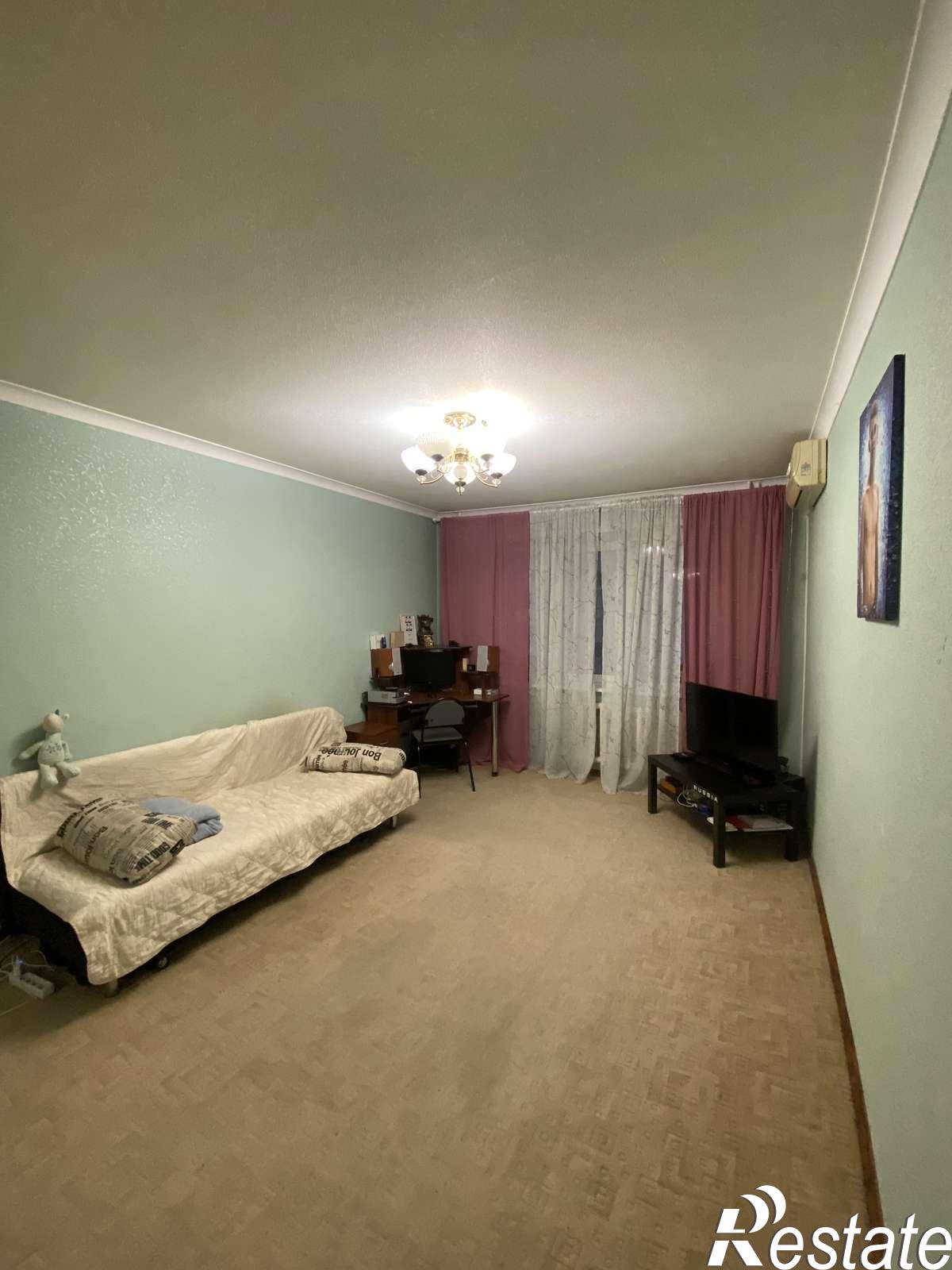 Купить квартиру за 10 300 000 рублей на Ялтинская улица, 28б