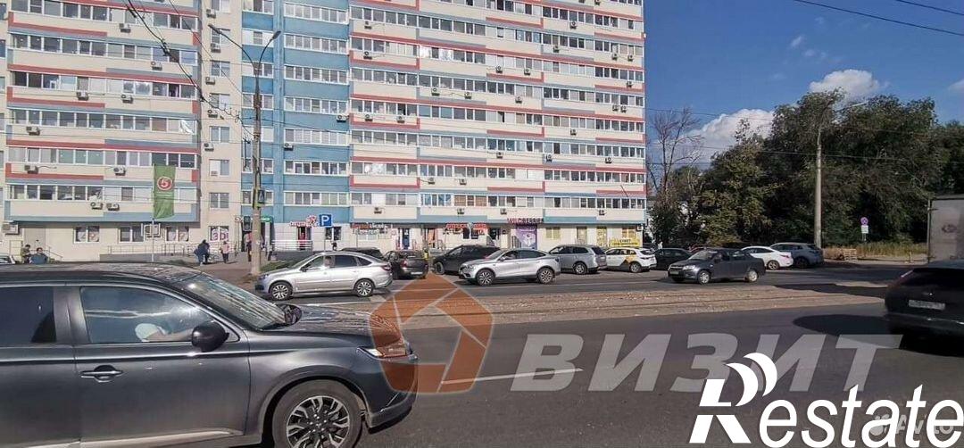 Купить торговое помещение за 49 923 400 рублей на проспект Кирова, 71