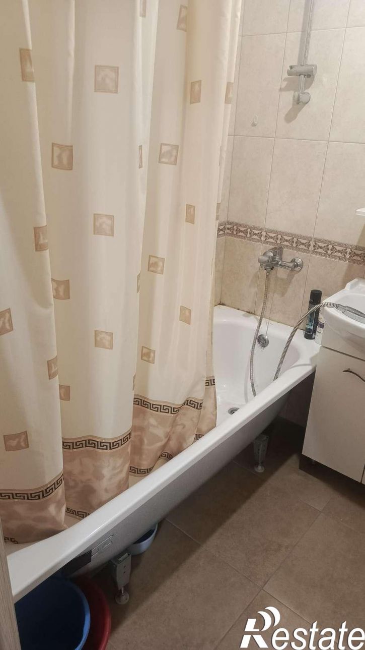 1-комн квартира Веры Ершовой улица, 7