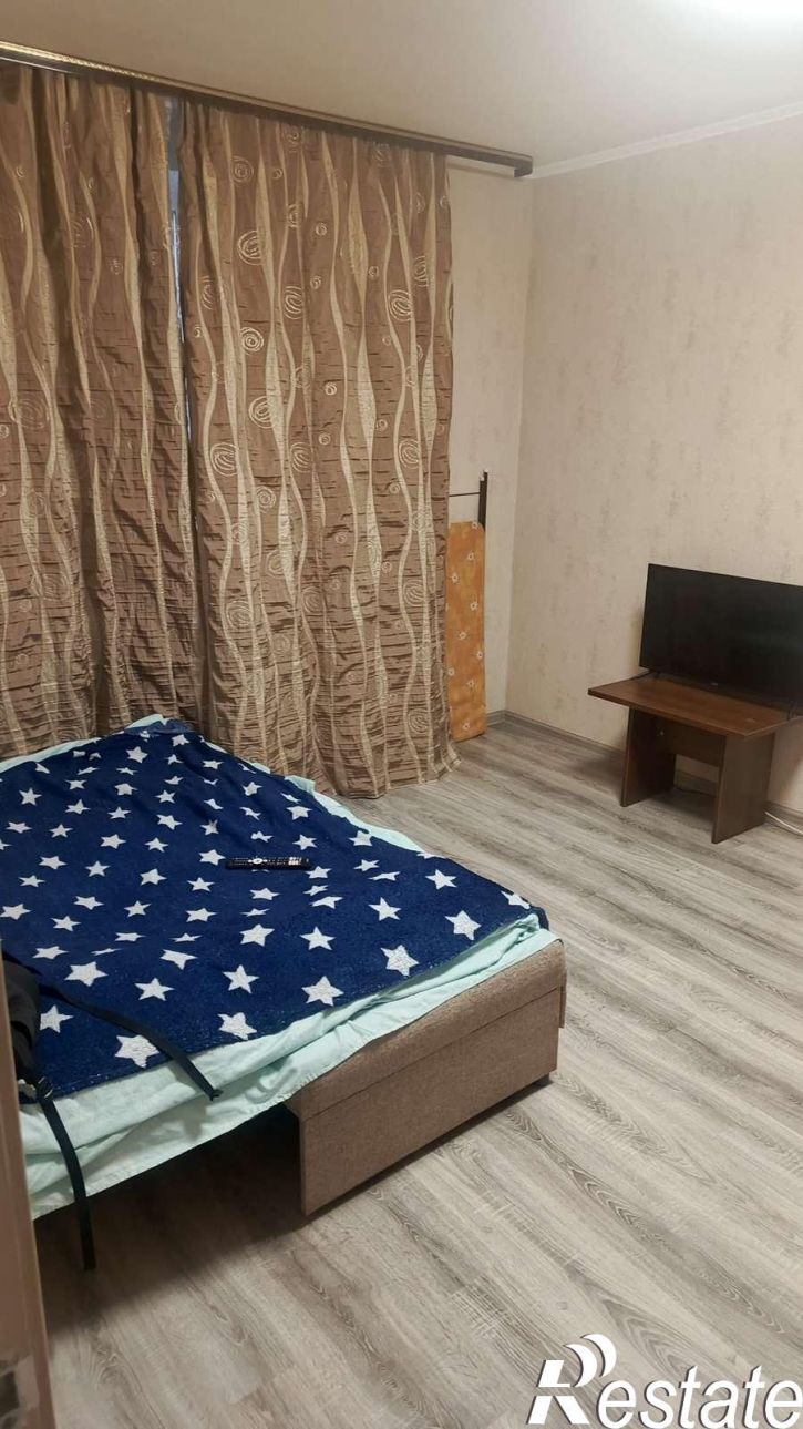 1-комн квартира Веры Ершовой улица, 7