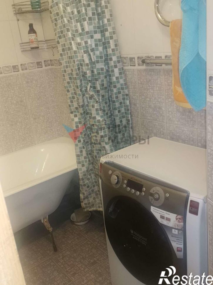 3-комн квартира Революционная улица, 77