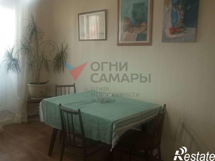 3-комн квартира Революционная улица, 77