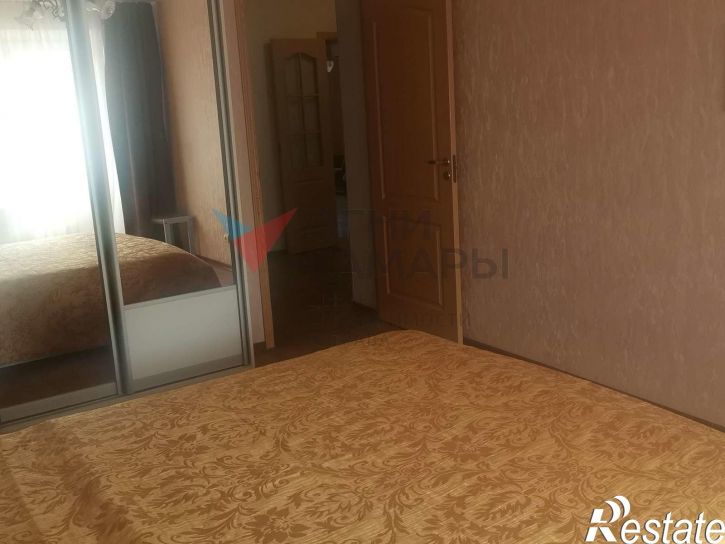 3-комн квартира Революционная улица, 77