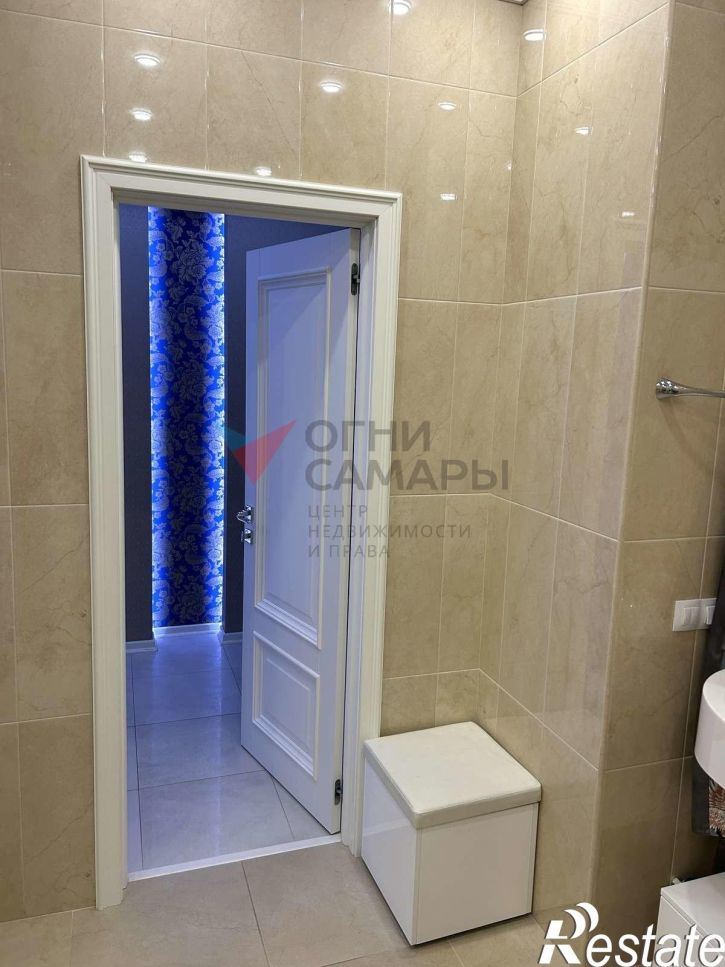 4-комн квартира Осипенко улица, 3