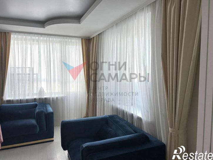 4-комн квартира Осипенко улица, 3