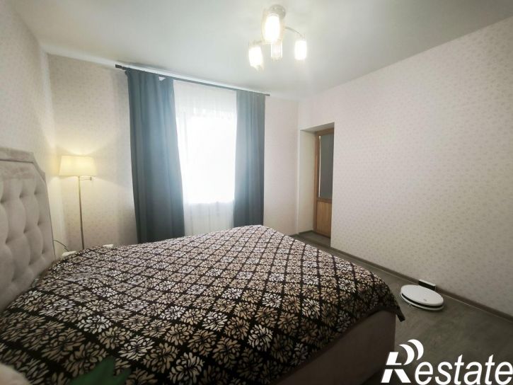 3-комн квартира Советской Армии улица, 238а