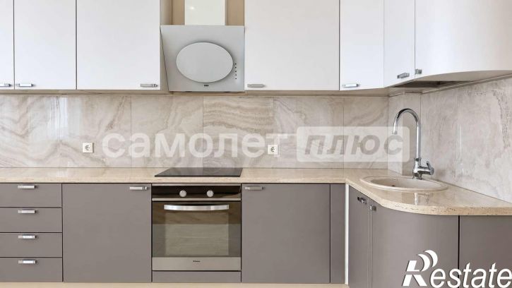1-комн квартира Молодежная улица, 8кб