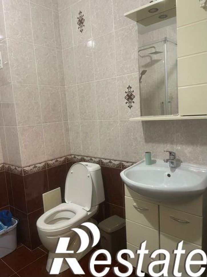 2-комн квартира Центральная улица, 1А