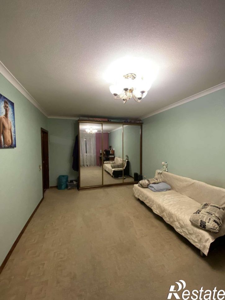 3-комн квартира Ялтинская улица, 28б