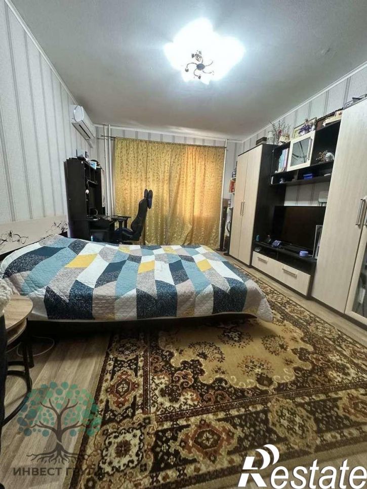 2-комн квартира Парижской Коммуны улица, 23