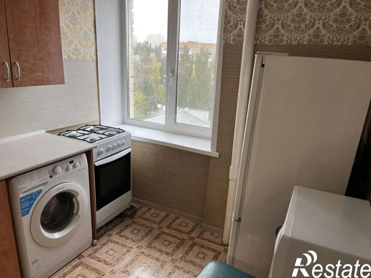 2-комн квартира Кирова проспект, 180