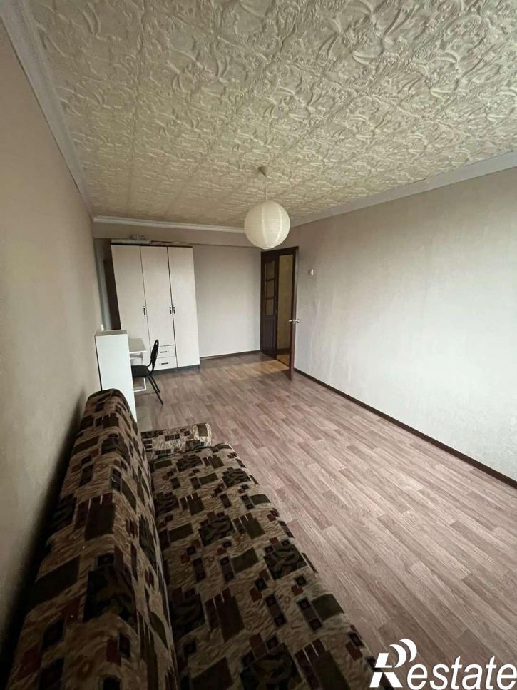 2-комн квартира Кирова проспект, 180