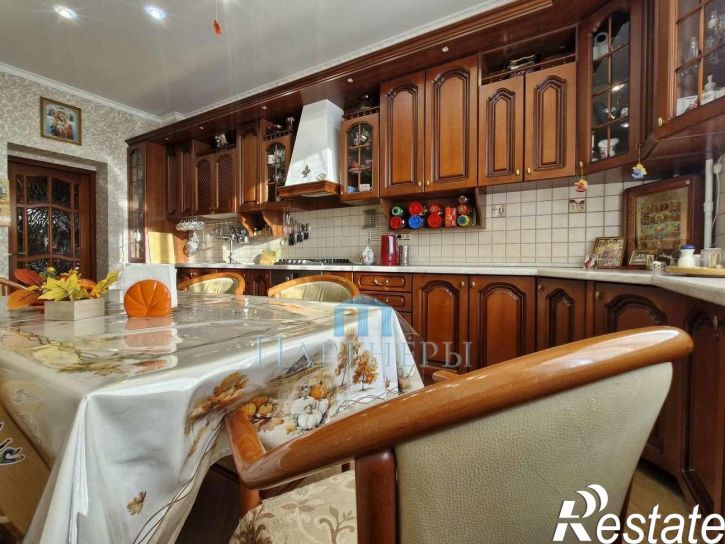 4-комн квартира Садовая улица, 256