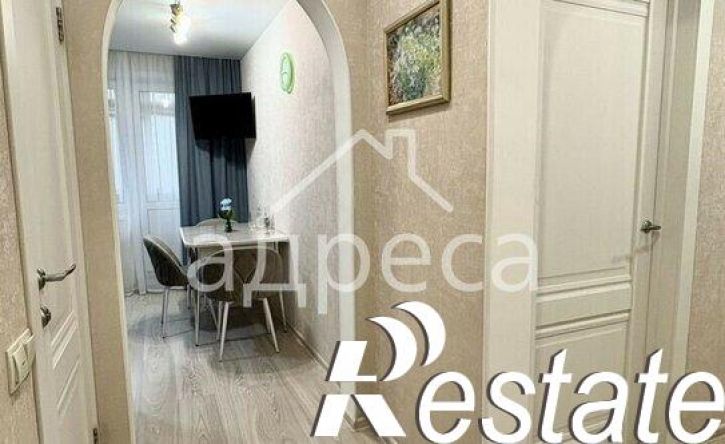 3-комн квартира улица Осипенко, 142,  д. 142