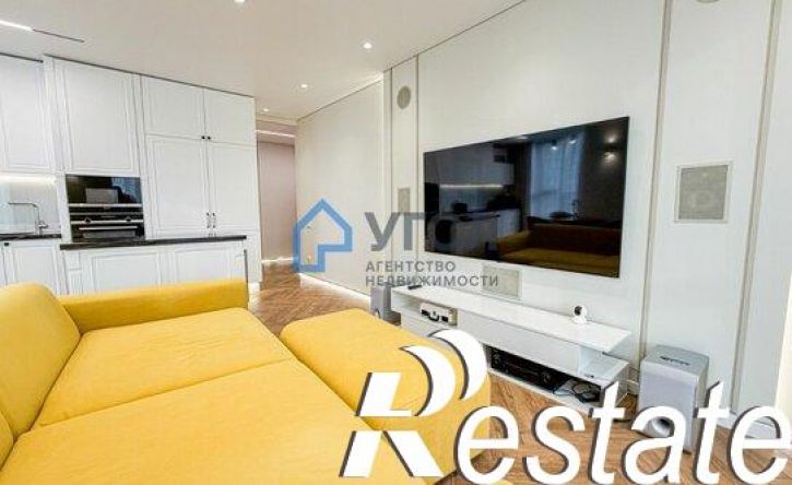 3-комн квартира улица Соколова, 32,  д. 32