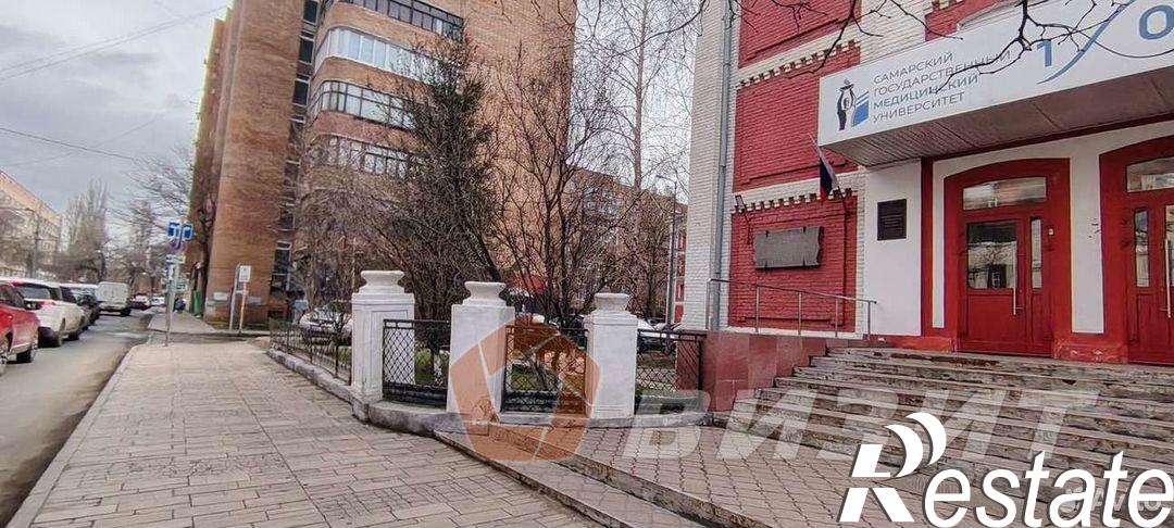 Сдать торговое помещение за 76 000 рублей на улица Чкалова, 100