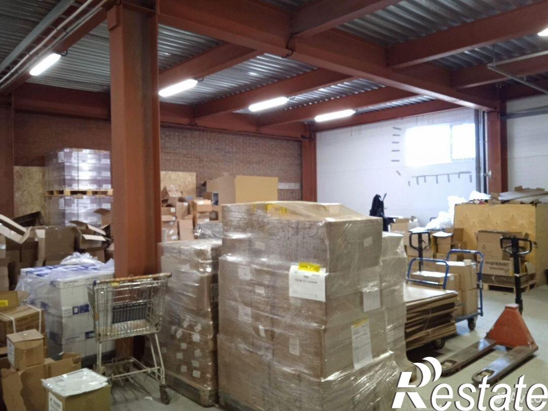 Сдать складское помещение за 433 000 рублей на Демократическая улица
