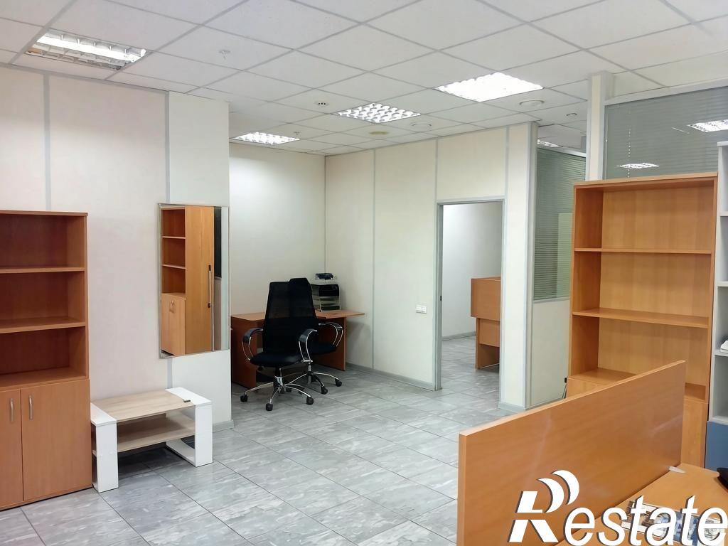 Сдать офис, помещение под офис за 69 375 рублей на улица Урицкого, 19