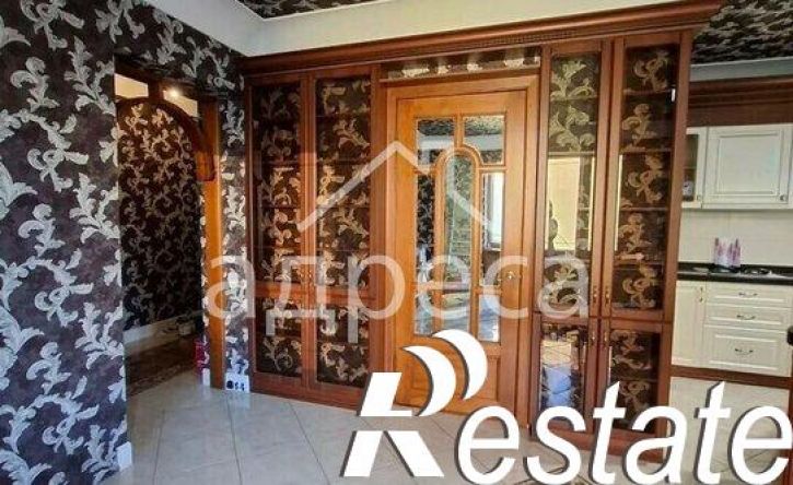 3-комн квартира Подшипниковая улица, 3,  д. 3
