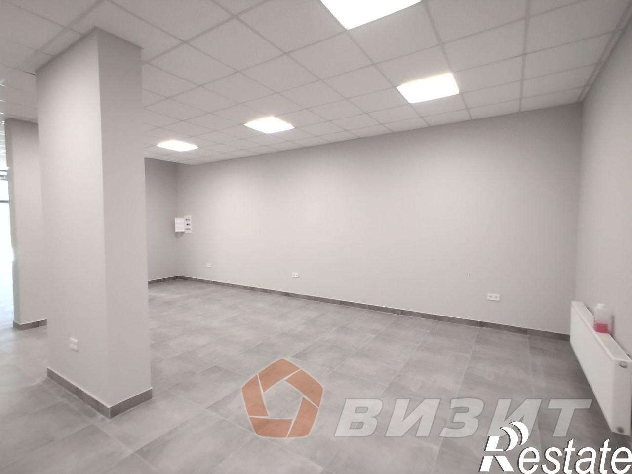Сдать торговое помещение за 132 000 рублей на Дыбенко улица, 5