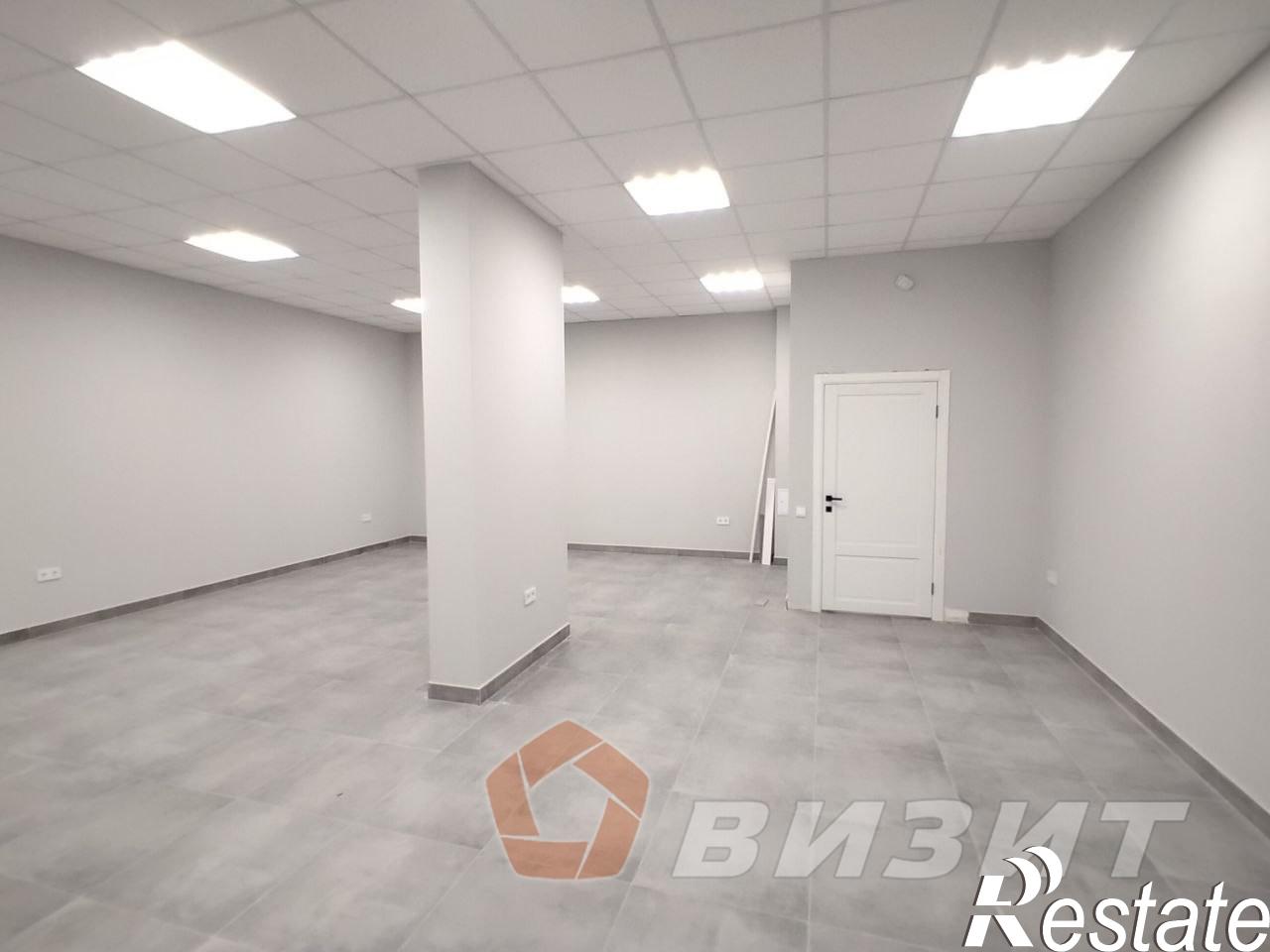 Сдать торговое помещение за 132 000 рублей на Дыбенко улица, 5